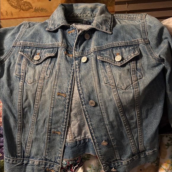 GAP Soft 100% Cotton Jean Jacket - Picture 6 of 6